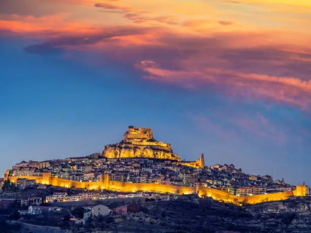 Paseo por la ciudad amurallada de Morella